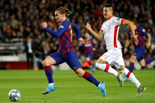 快船不敌鹈鹕跌回西部第4 活塞克国王止3连败