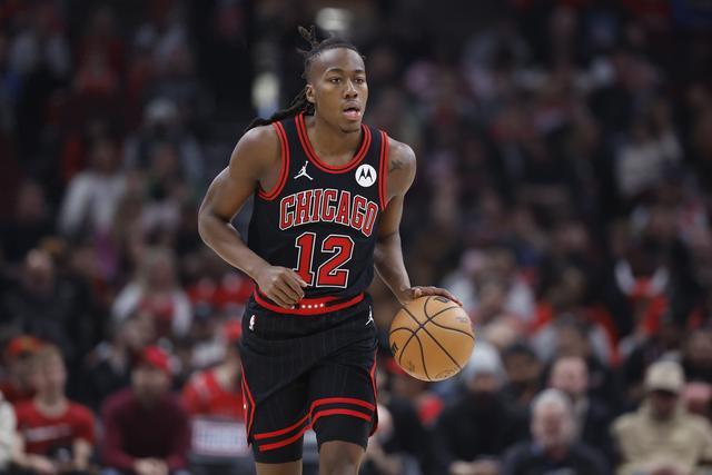 杨晨谈青训人才流失：目前基层教练培训不完善